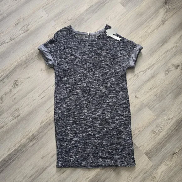 vince knit shift dress Vince Sz S Knit Shift Dress Black White V Neck Striped Hem Sleeveless Ribbed F